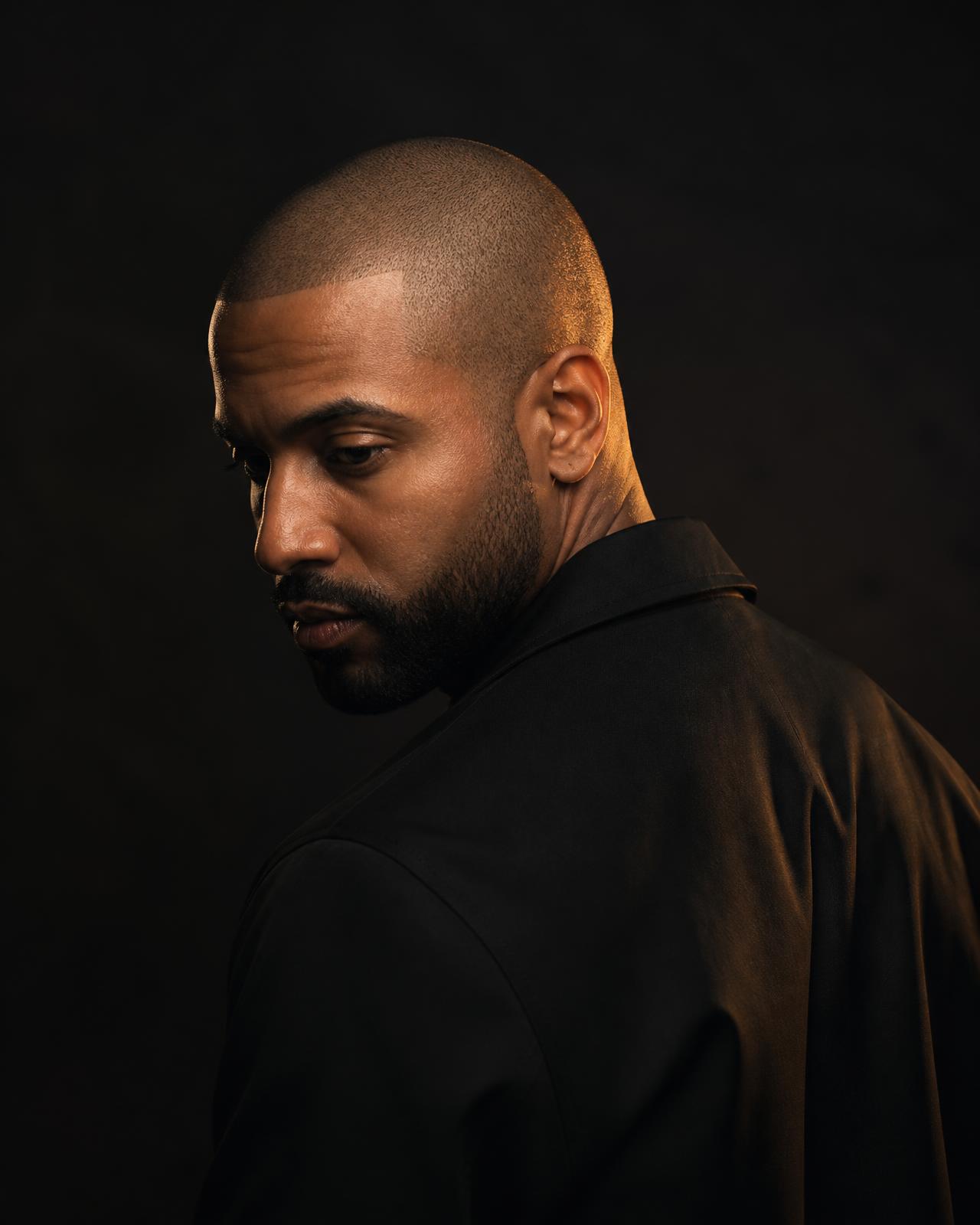 Man with a sharp, natural-looking scalp micropigmentation hairline
